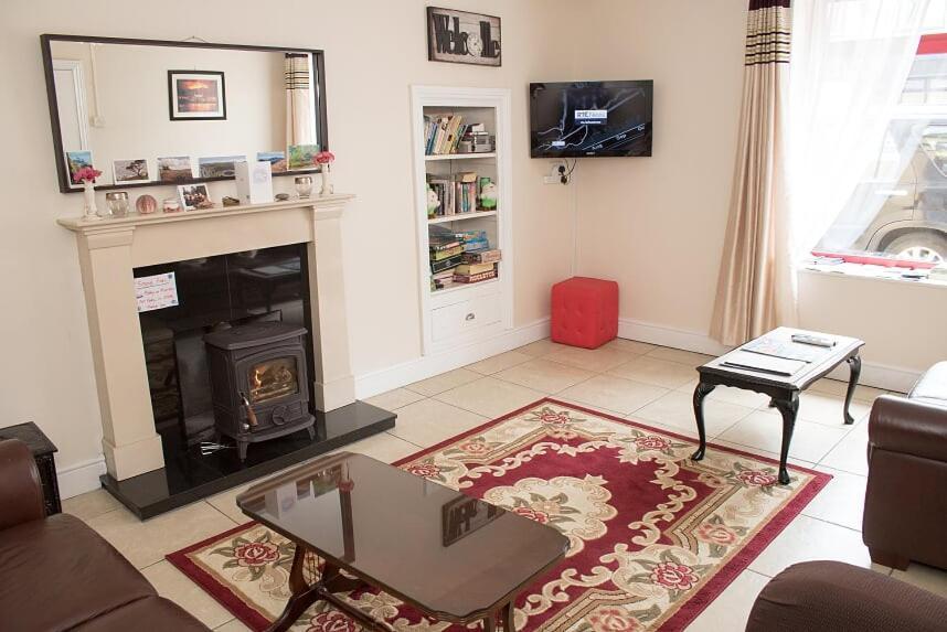 Sive Budget Accommodation Cahersiveen Kültér fotó